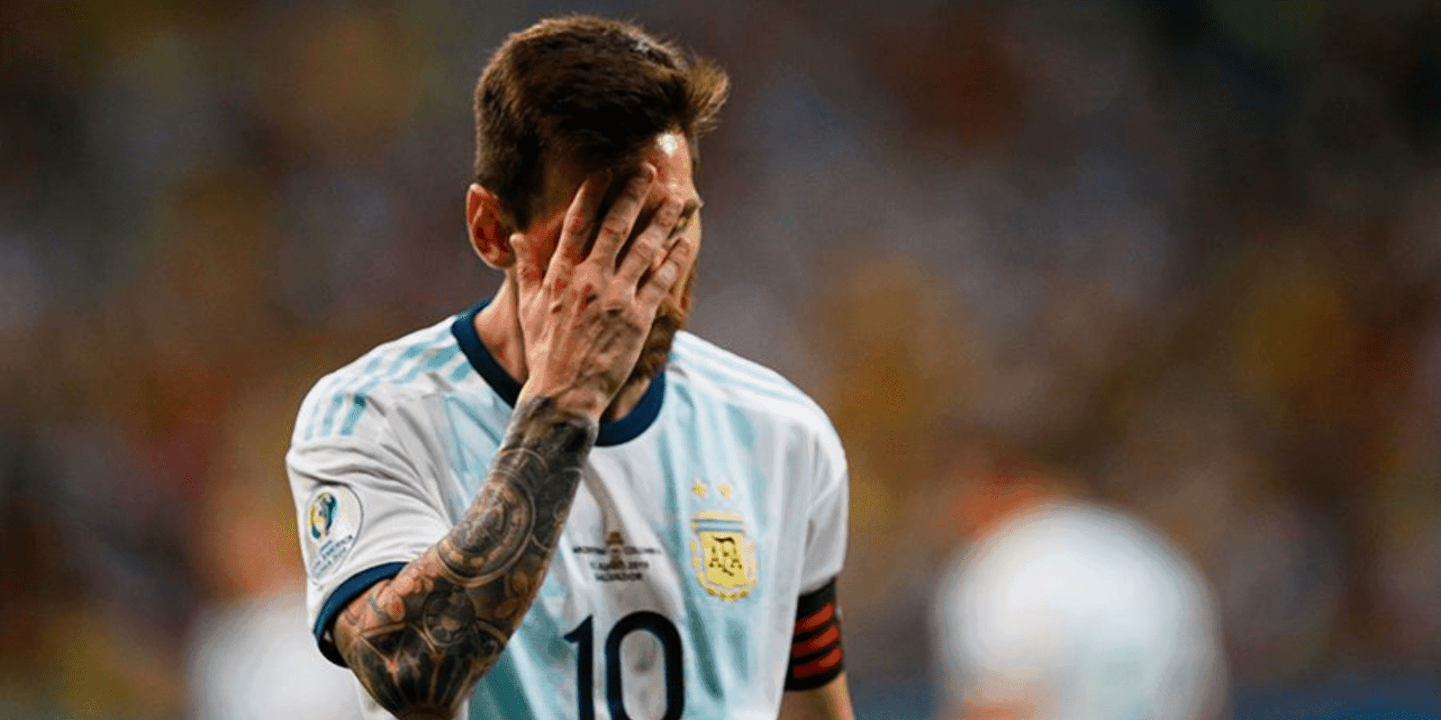 Uno de los jugadores que mejor se entiende con Leo no sumó ningún minuto y peligra su participación en el Mundial