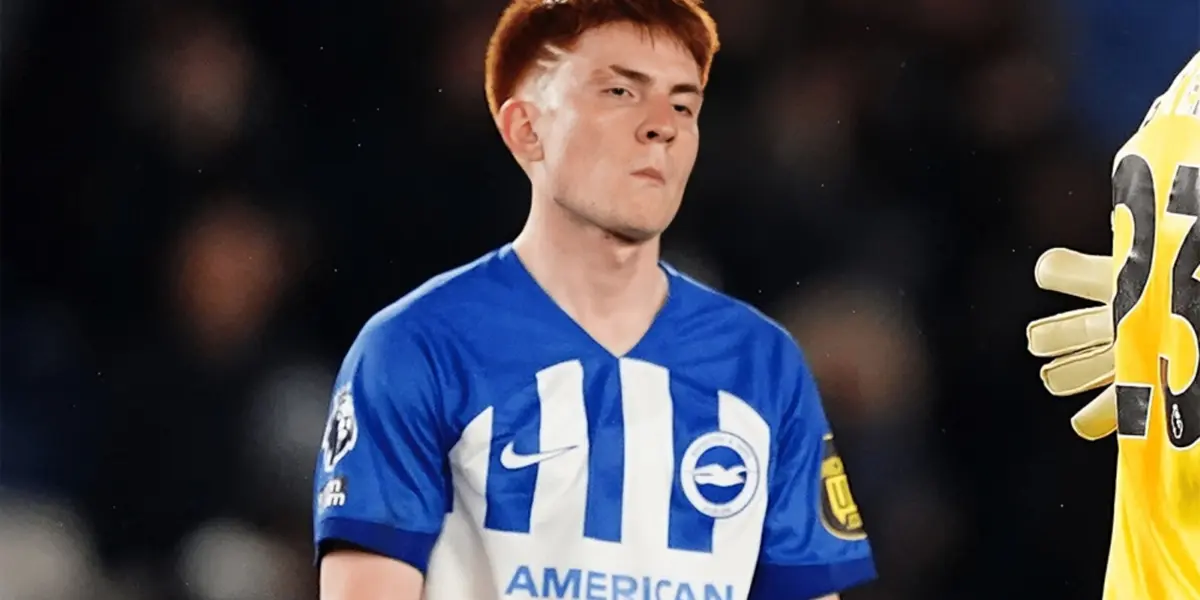Valentín Barco con cara de pocos amigos en un partido con Brighton.