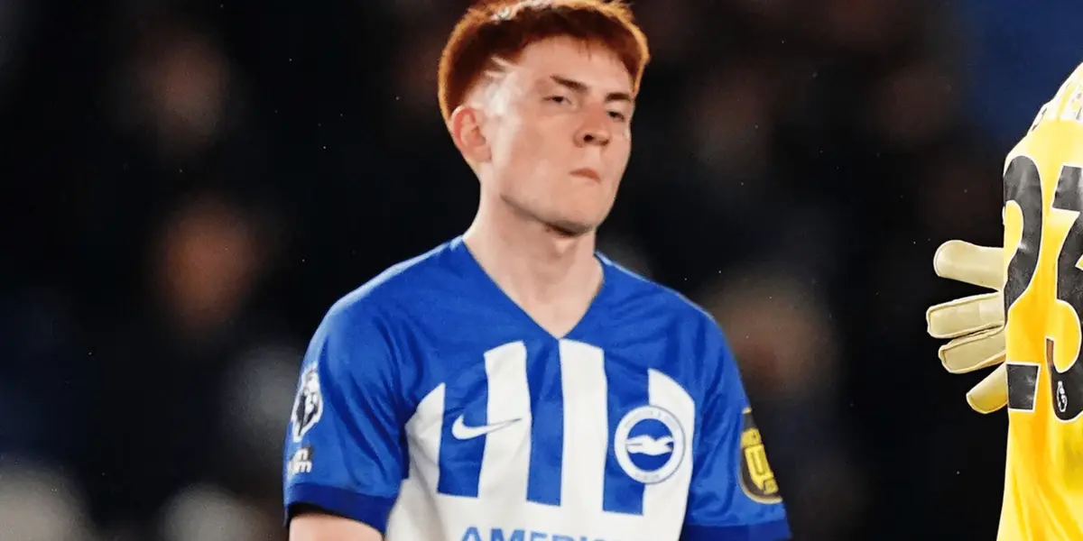 Valentín Barco con cara larga en Brighton