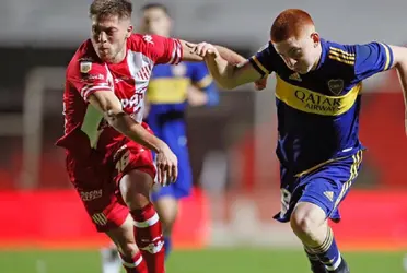 Valentín Barco debutó en primera división con 16 años en la primera fecha de la Liga Profesional ante Unión de Santa Fe y dejó sorprendido a todos por su gran talento para defender y atacar ¿Cuáles son los números del lateral izquierdo? Enterate de todos los datos acá.