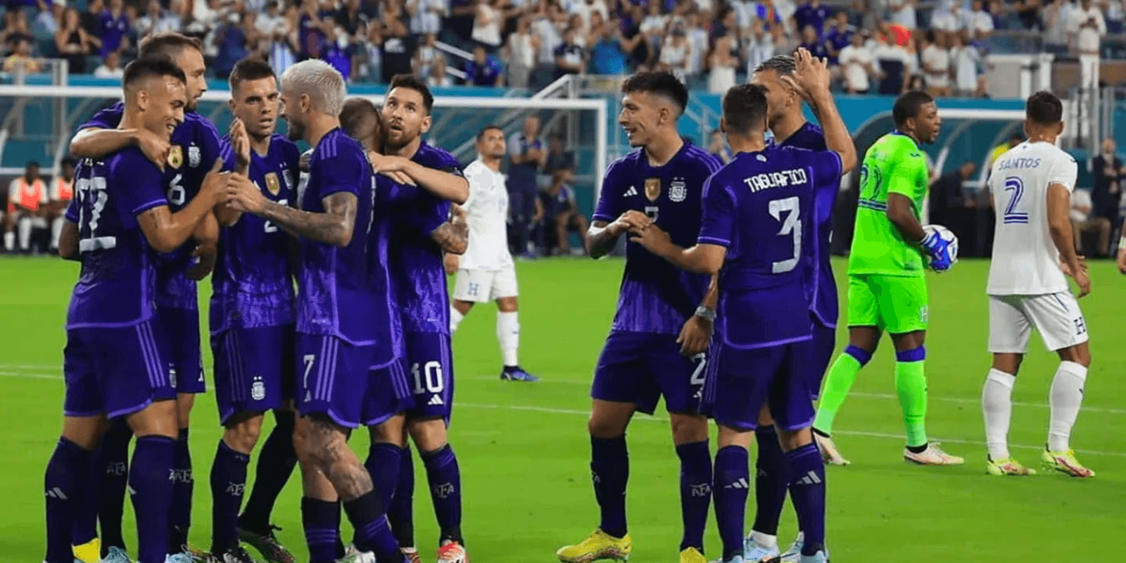 Venía siendo figura en su equipo, pero no pudo evitar la catastrófica caída en la Premier League