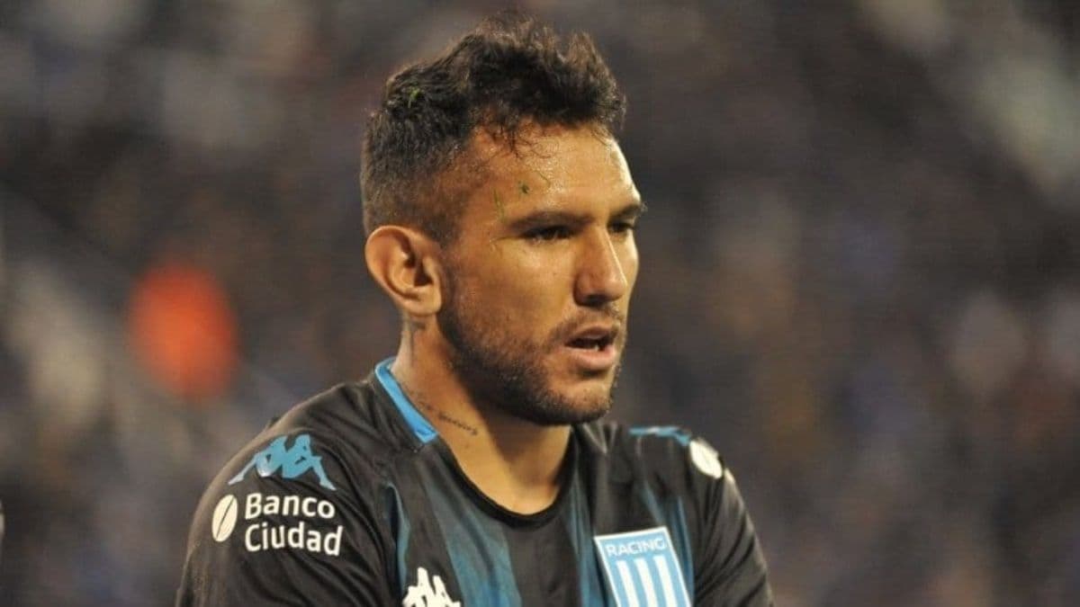 Walter Montoya muy posiblemente no siga en Racing Club y éste sería el club a dónde lo mandarían