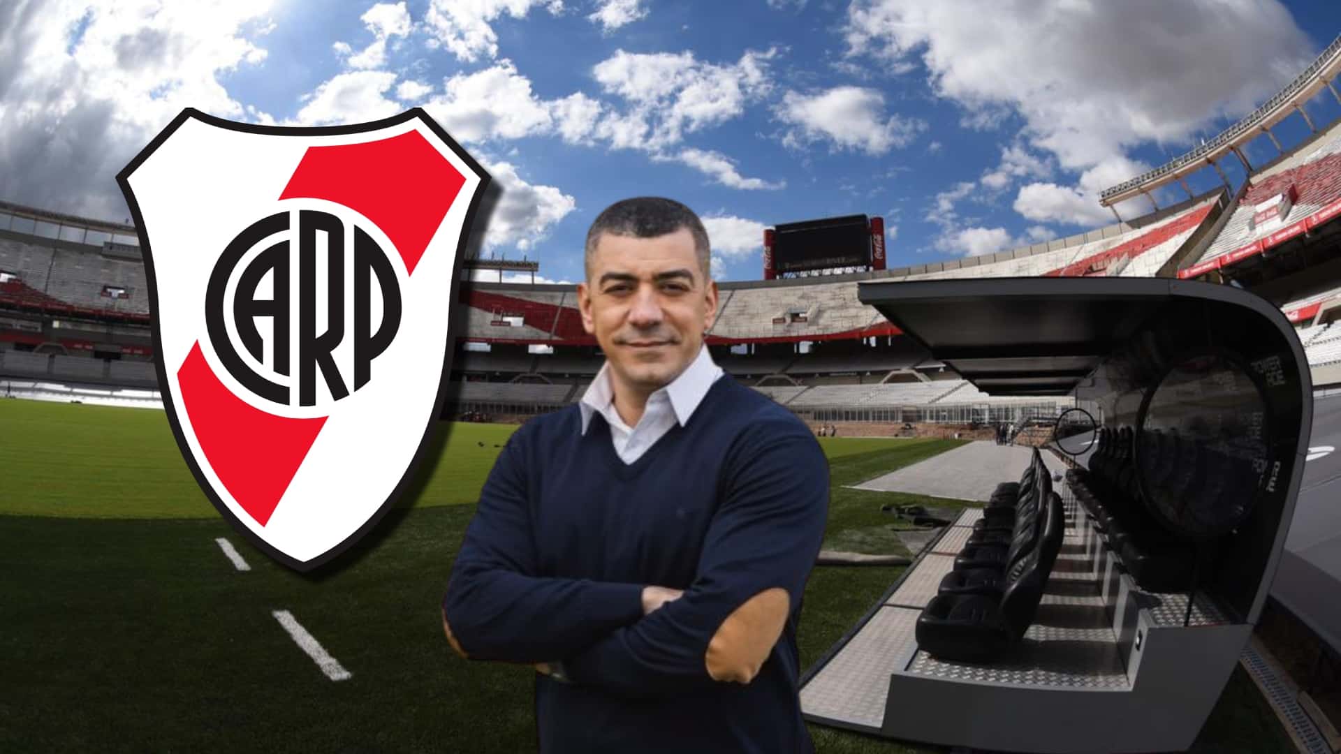 Walter Queijeiro cruzado de brazos, en el Monumental.