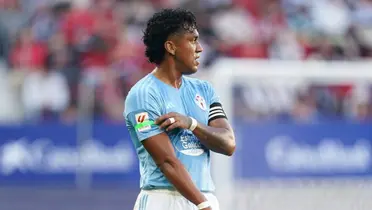 Renato Tapia jugando en Celta de Vigo
